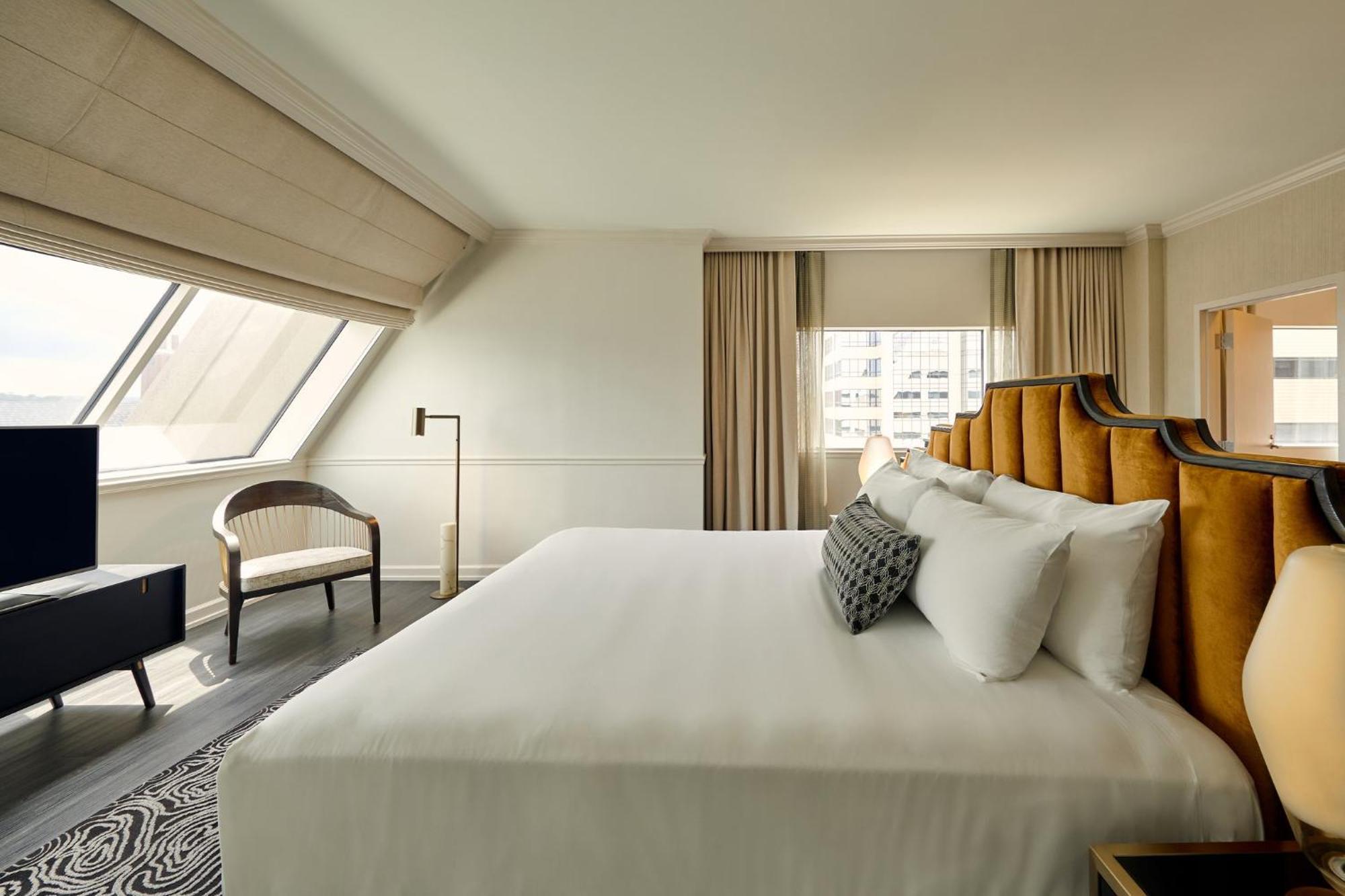 Loews Nashville Hotel At Vanderbilt Plaza Exterior photo