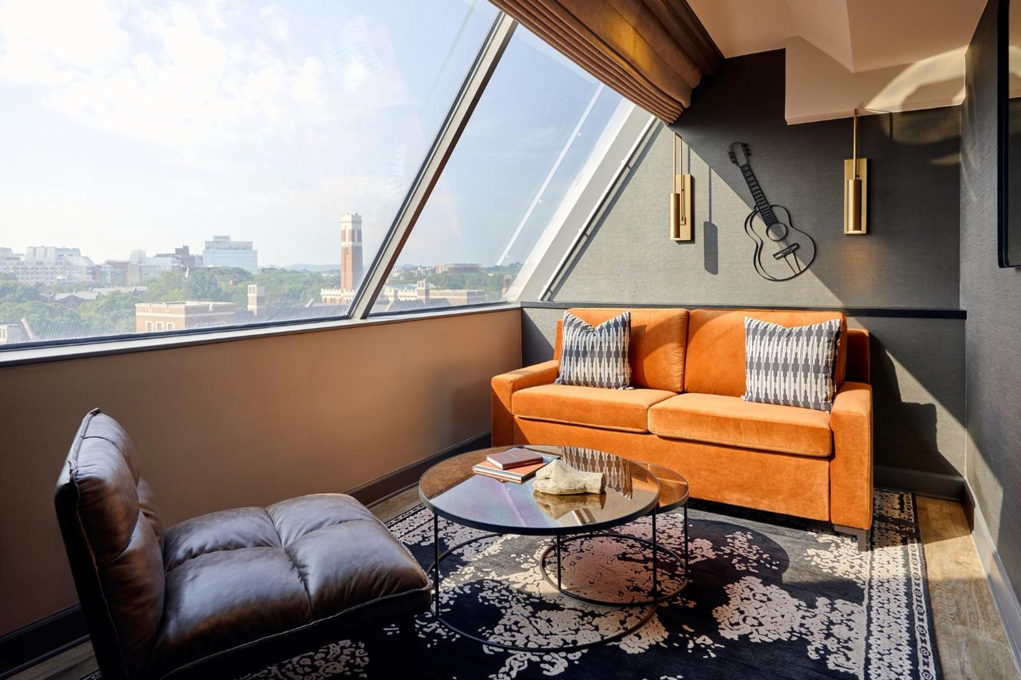 Loews Nashville Hotel At Vanderbilt Plaza Exterior photo